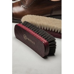 Shoe care valet box in cedar wood, Saphir Pate De Luxe & Shoebrush