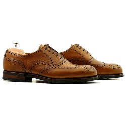 Full brogue in light brown grain leather