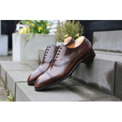 Brogued balmoral oxford in dark brown mixed color