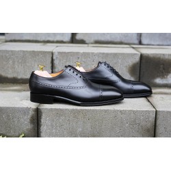 Yanko Brogued balmoral oxford in black