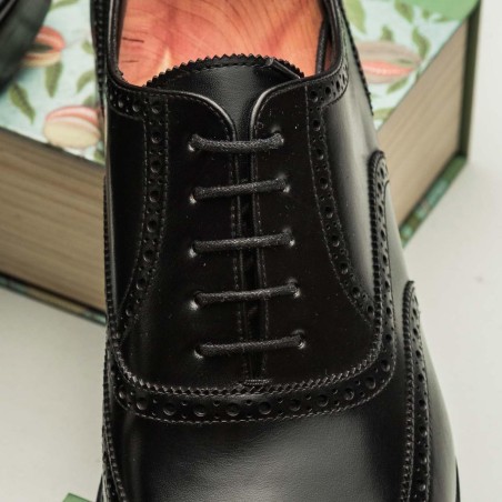 Black dress shoe sales laces