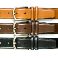 Belt in black leather