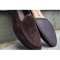 Yanko classic Belgian loafer dark brown reverse kudu suede | Skolyx