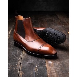 Yanko brogued balmoral chelsea boot brown | Skolyx