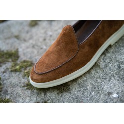 Yanko Traveler Belgian Loafer medium brown reverse kudu suede | Skolyx