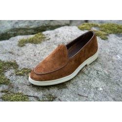 Yanko Traveler Belgian Loafer medium brown reverse kudu suede | Skolyx