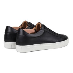 Skolyx Premium sneaker in black leather with white sole | Skolyx