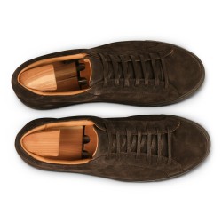 Skolyx Premium sneaker in dark brown suede with dark sole | Skolyx