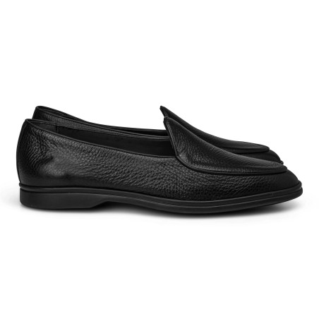 Yanko Traveler Belgian Loafer black deerskin with dark sole | Skolyx