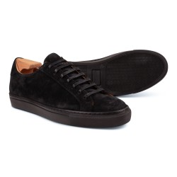 Skolyx Premium sneaker in black suede with white sole | Skolyx