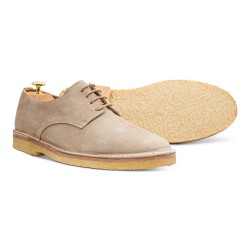 Yanko Stitchdown plain toe derby sandfärgad mocka | Skolyx