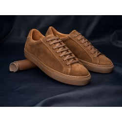 Skolyx Premium sneaker in medium brown suede with brown sole | Skolyx