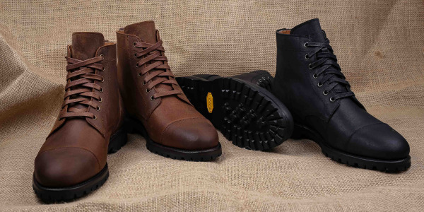 New colours of waxy commander boots